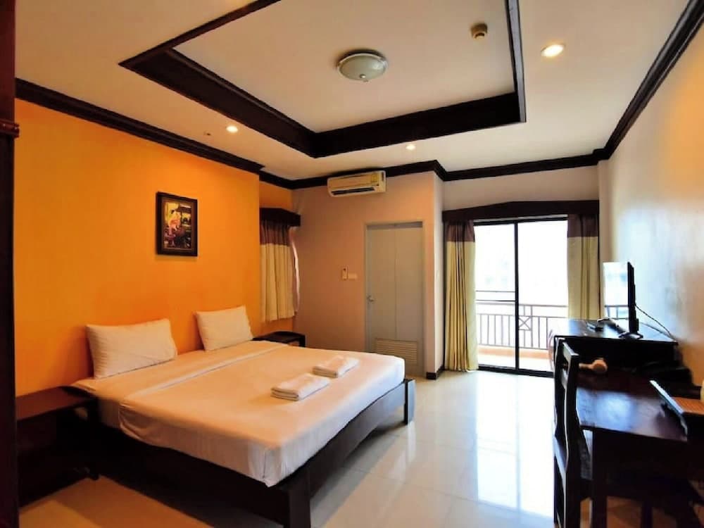Narawan Hotel photo 4