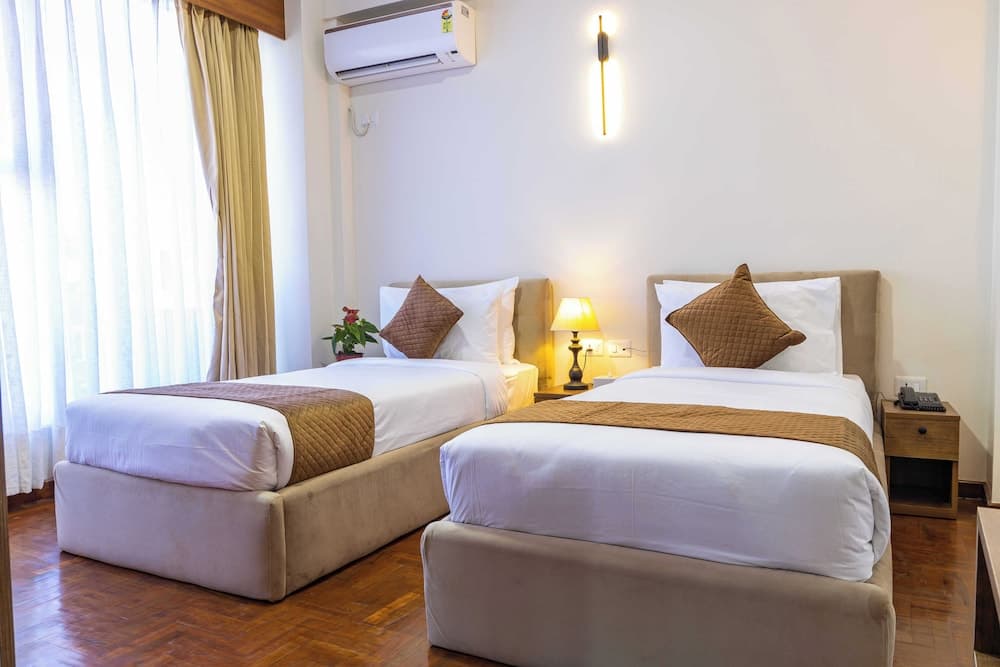 Mhendo Hotel & Studio Suites photo 2