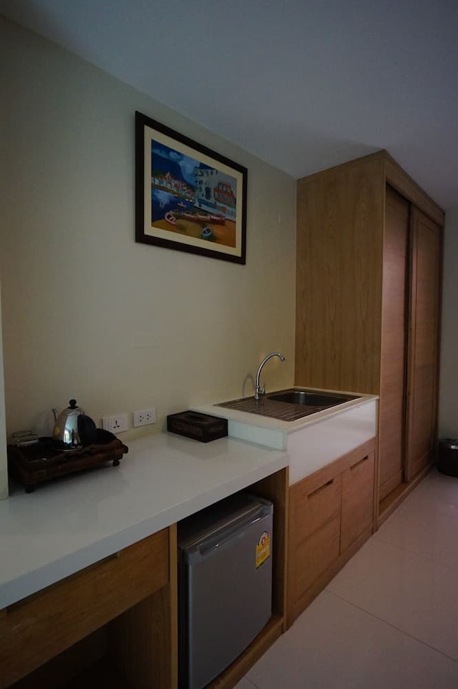 Hotel on Hilltop photo 6
