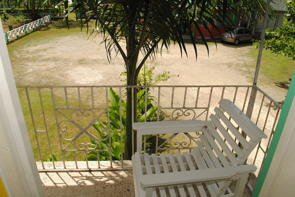 Bluefields on the Bay photo 4