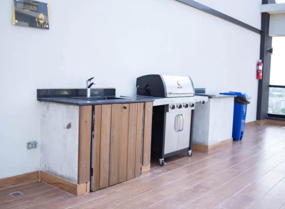 Escape to Santo Domingo 2-bedroom Oasis in the Heart of the City photo 3