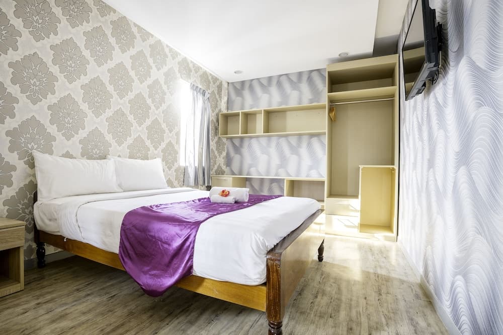 White Residence Hotel & Apartment photo 9