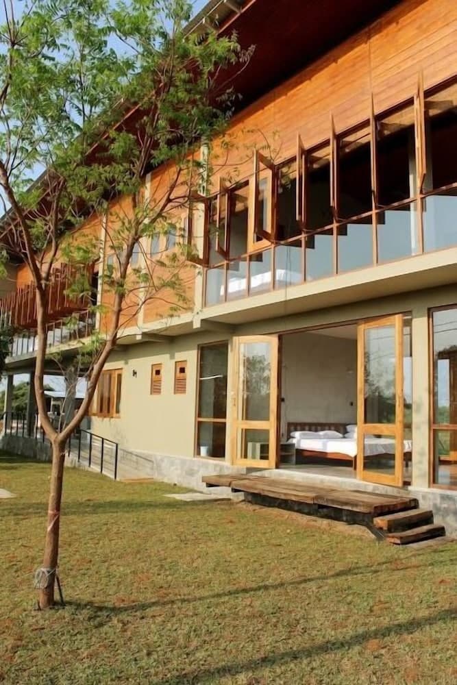 Tree Tops Yala photo 3