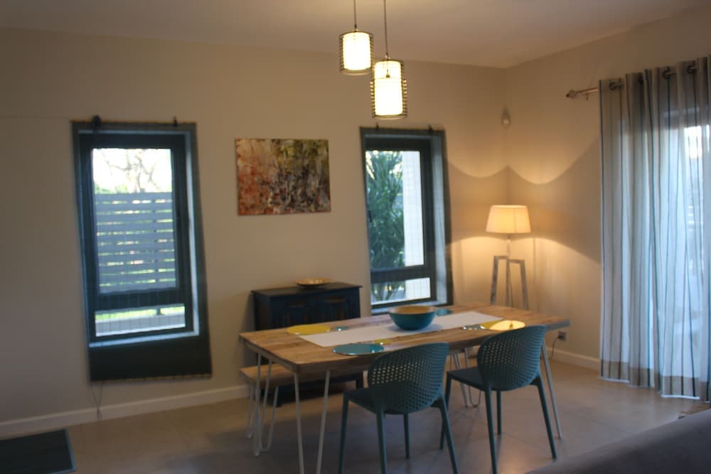 Brand New 2 Bedroom Apartment photo 8