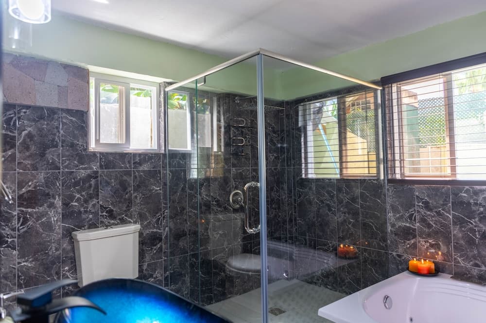 Topaz Apartment Villas-Pool Side Piton v photo 5