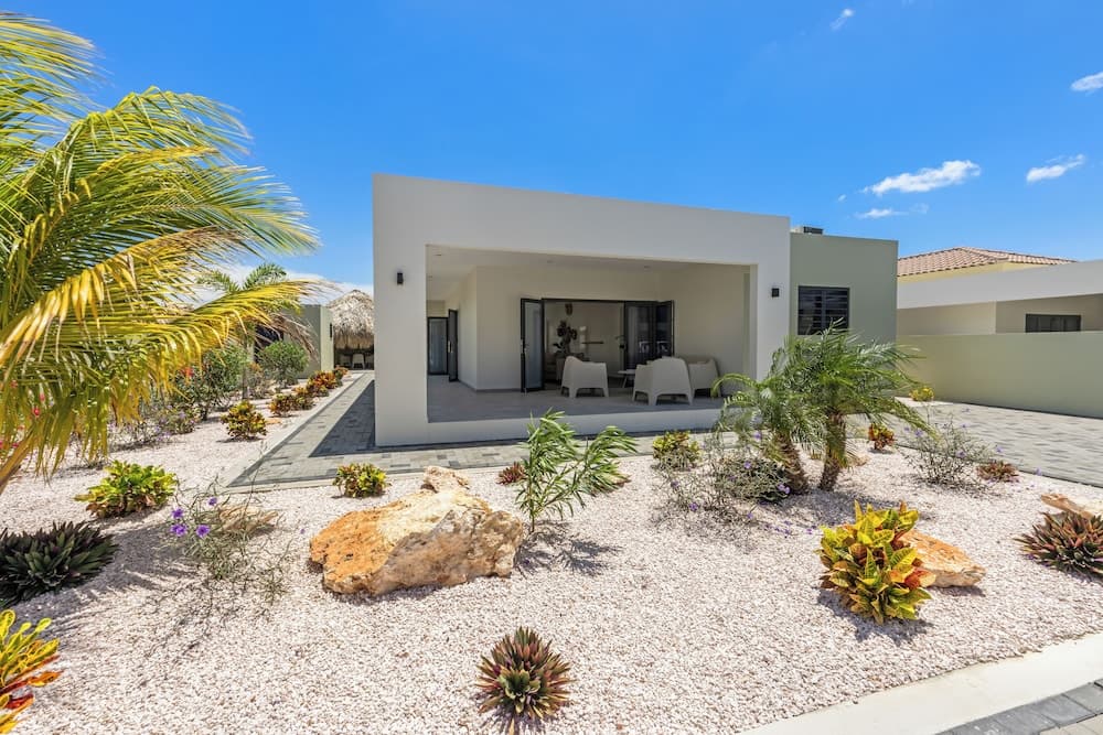 Villa Solana with private pool, Mambo Beach photo 6