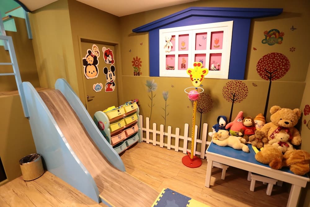 Aria2 home photo 3