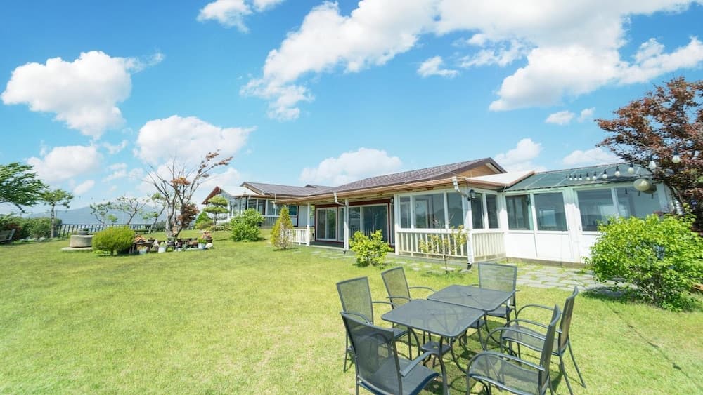Ganghwa Badajeongwon Pension