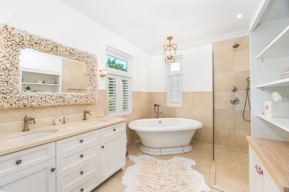 Waterfalls - 6 bed Peaceful and Secure Luxury photo 2