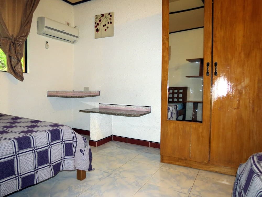 Alonaland Resort Apartelle photo 8