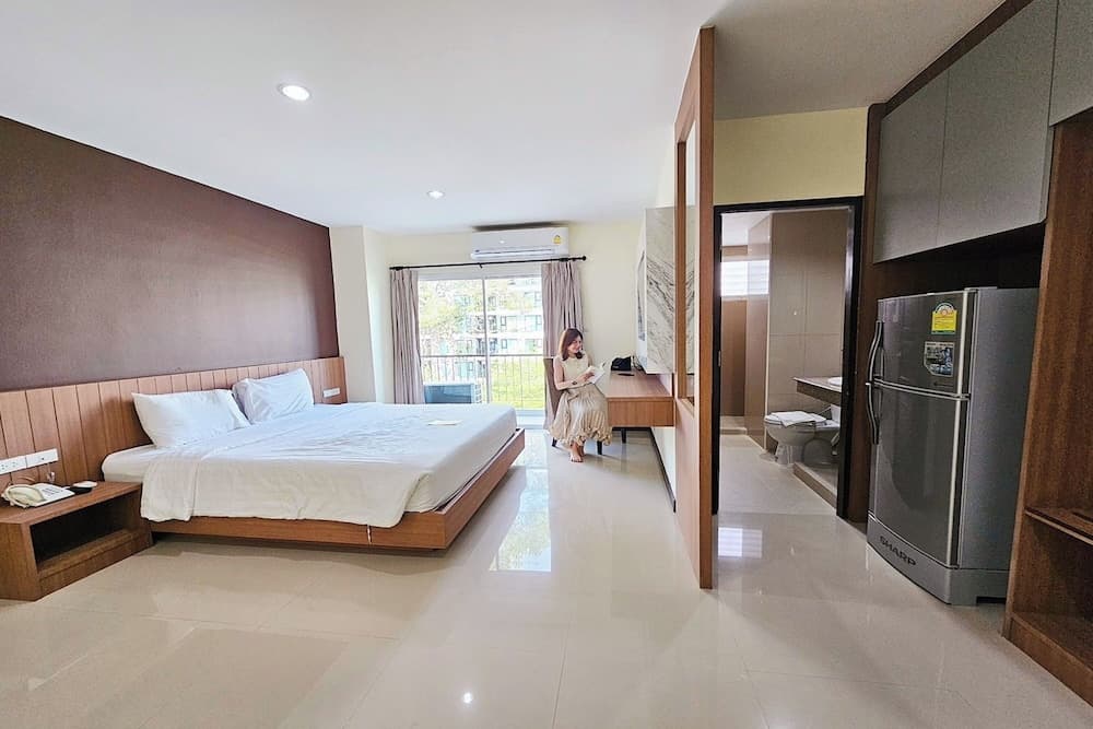 Phavina Hotel Rayong photo 4