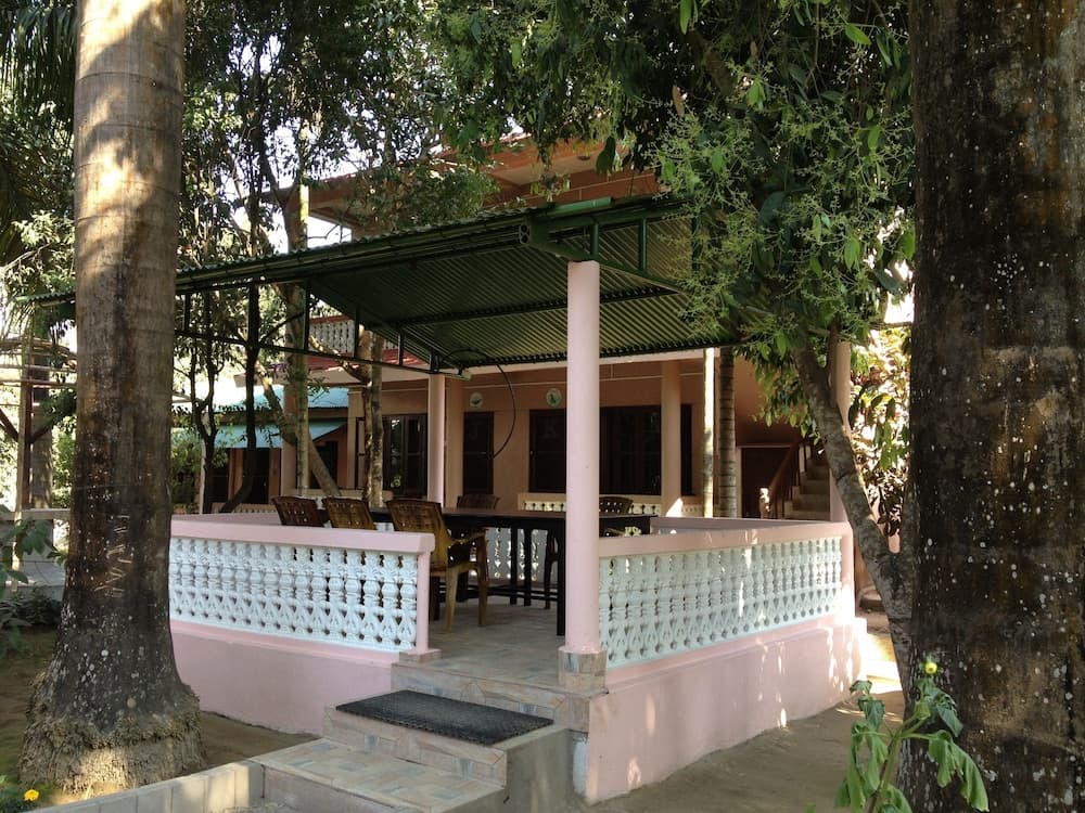 Sauraha Resort photo 5