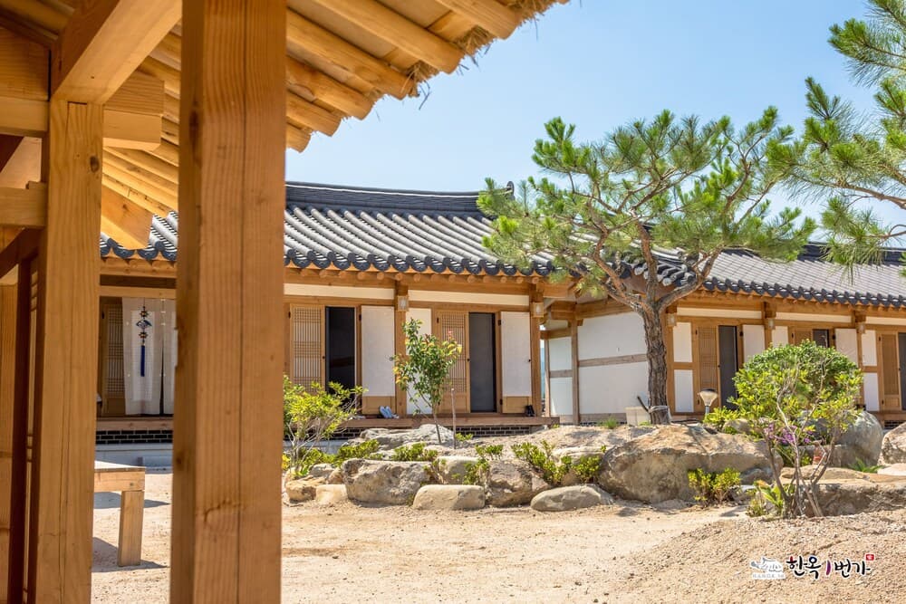 Gyeongju Hanok1st