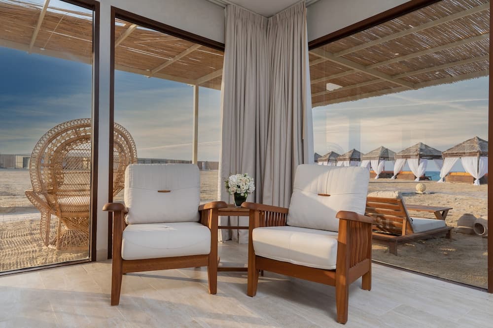 Regency Sealine Camp