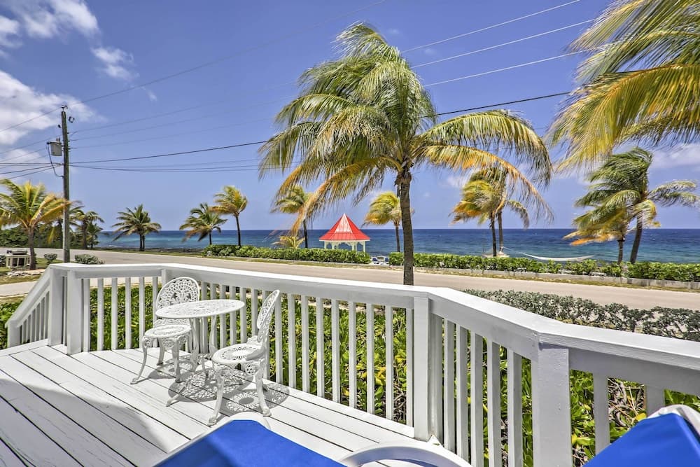Lovely 'sea Dreams Villa' w/ Private Beach & Deck! photo 3