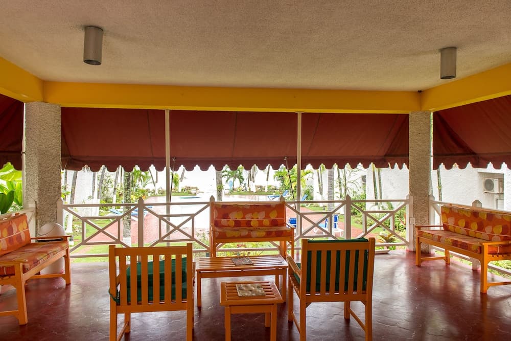 Tropical Beach Suite photo 4