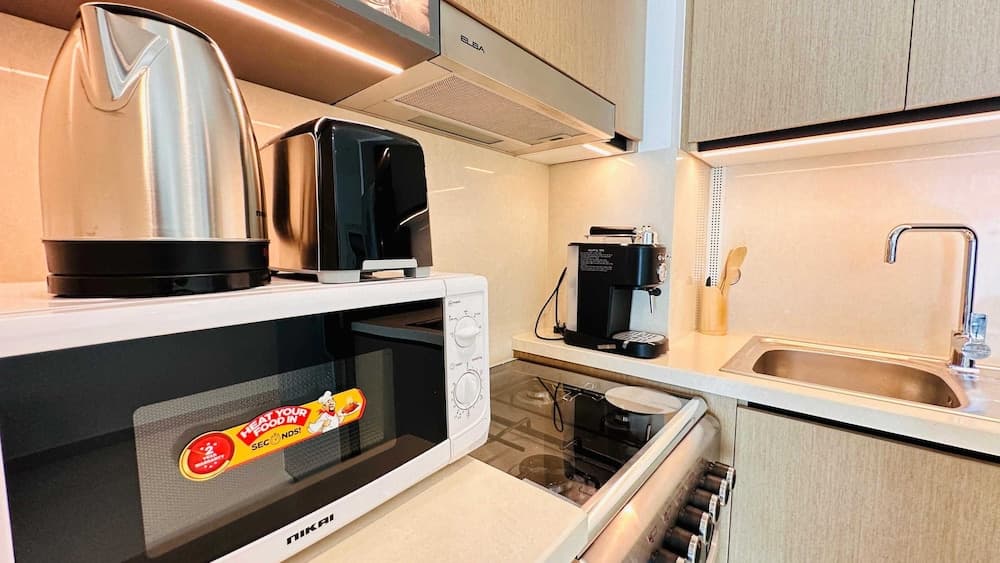 OYO HOME 1350 Premium 1-bed Apt Burj Crown photo 7