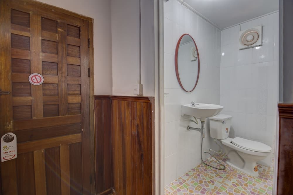 Happy Guesthouse photo 4