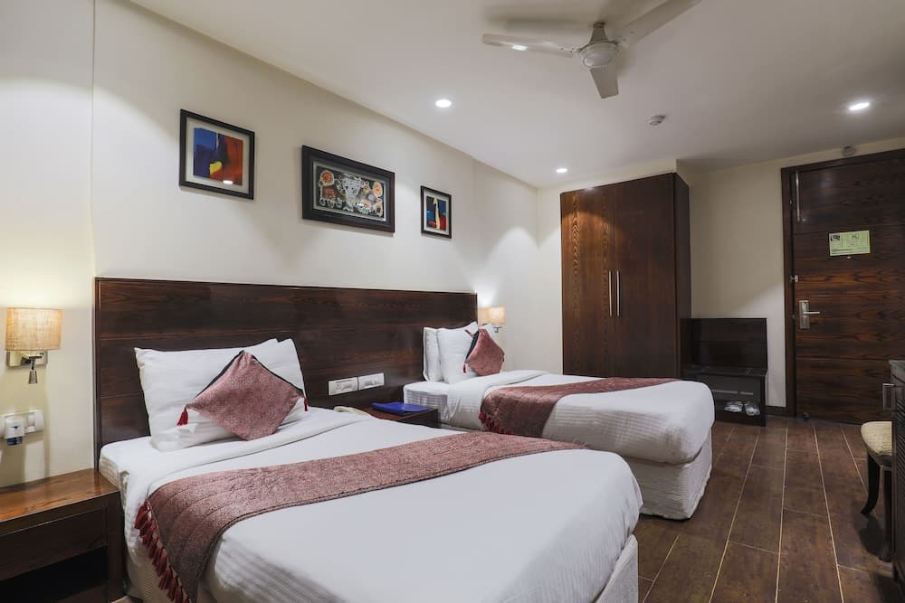 Hotel Blue Stone - Nehru Place photo 5