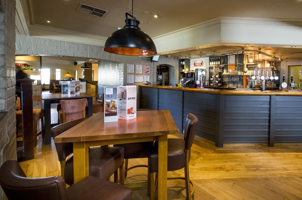Premier Inn Leeds / Bradford Airport photo 5