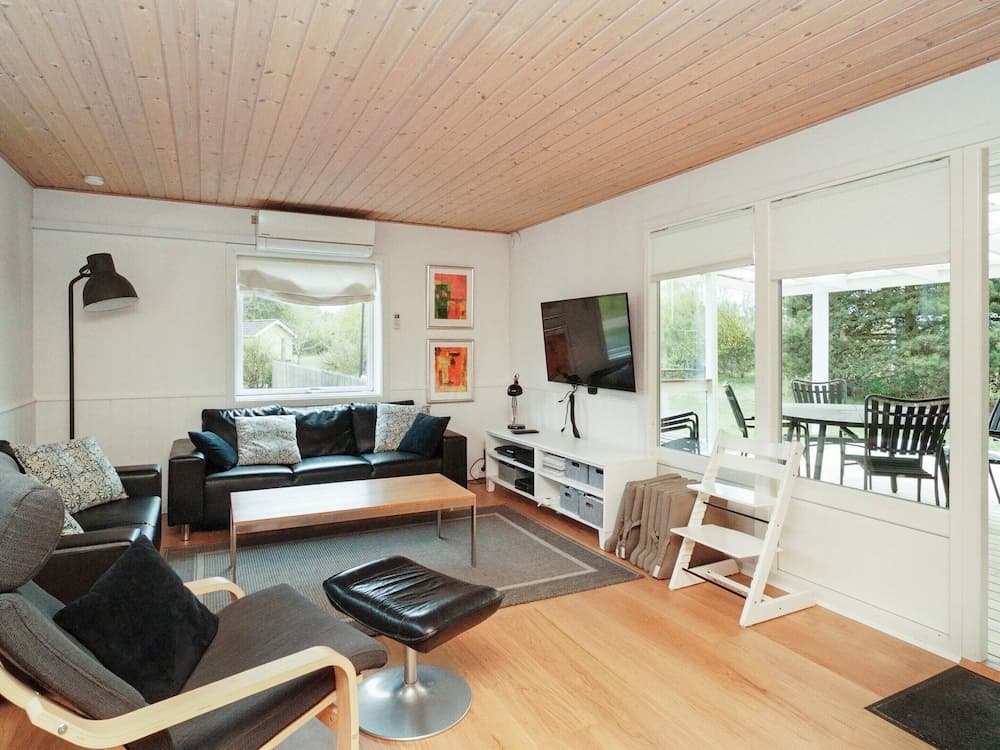 8 Person Holiday Home in Rodby photo 3