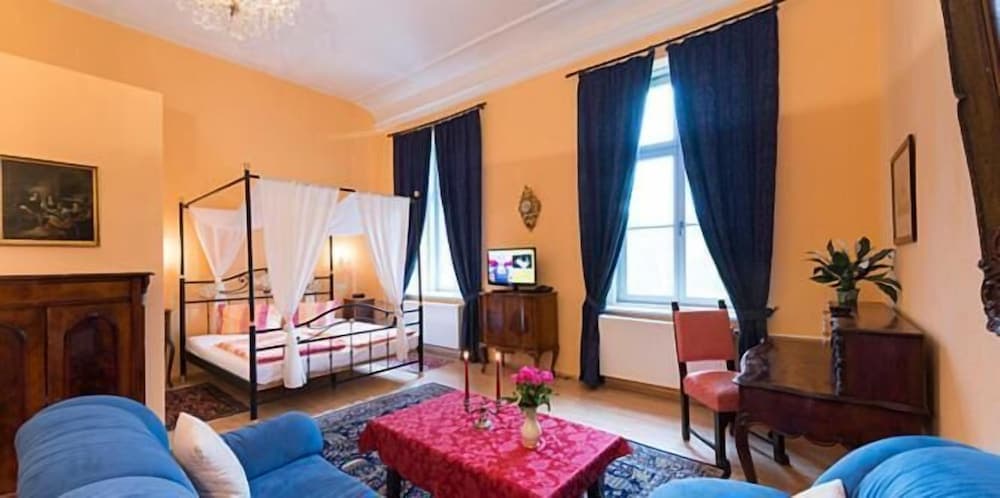 Schlosshotel Rühstädt GARNI photo 4