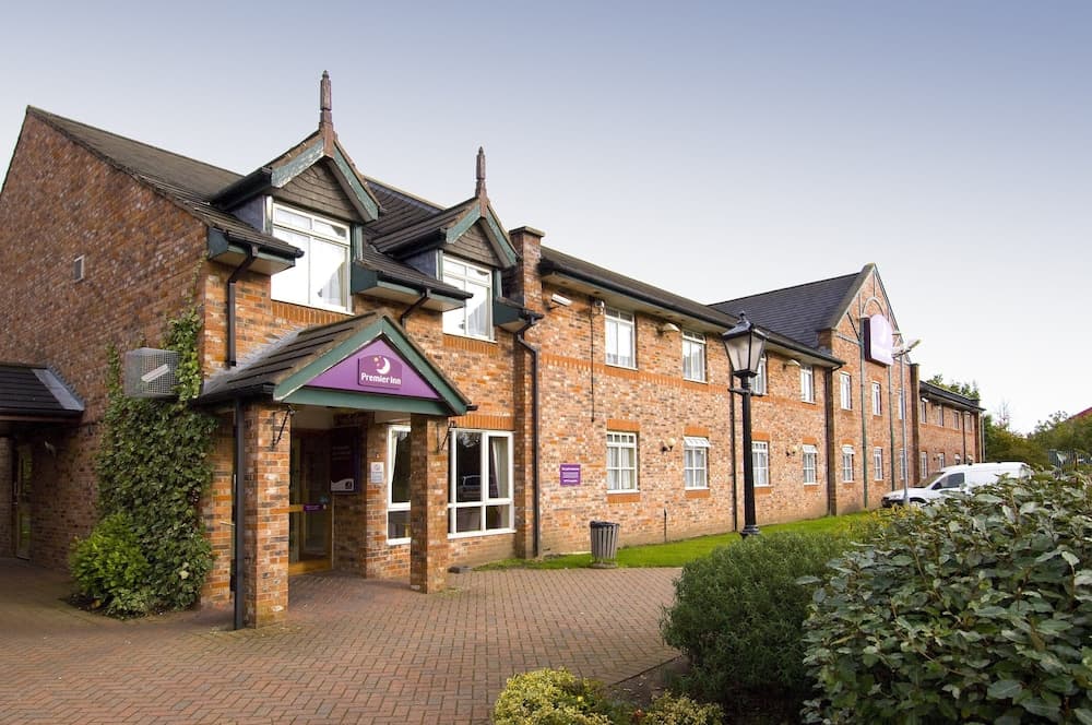 Premier Inn Manchester - Sale