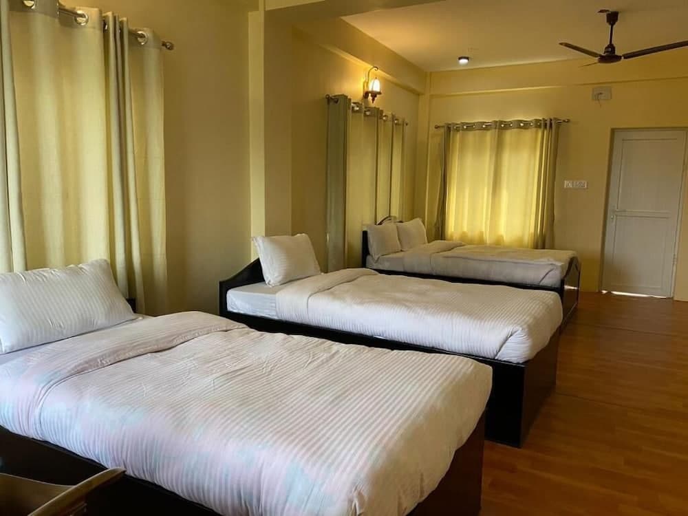 Jay shambhoo pumdikot lodge & restaurant photo 7