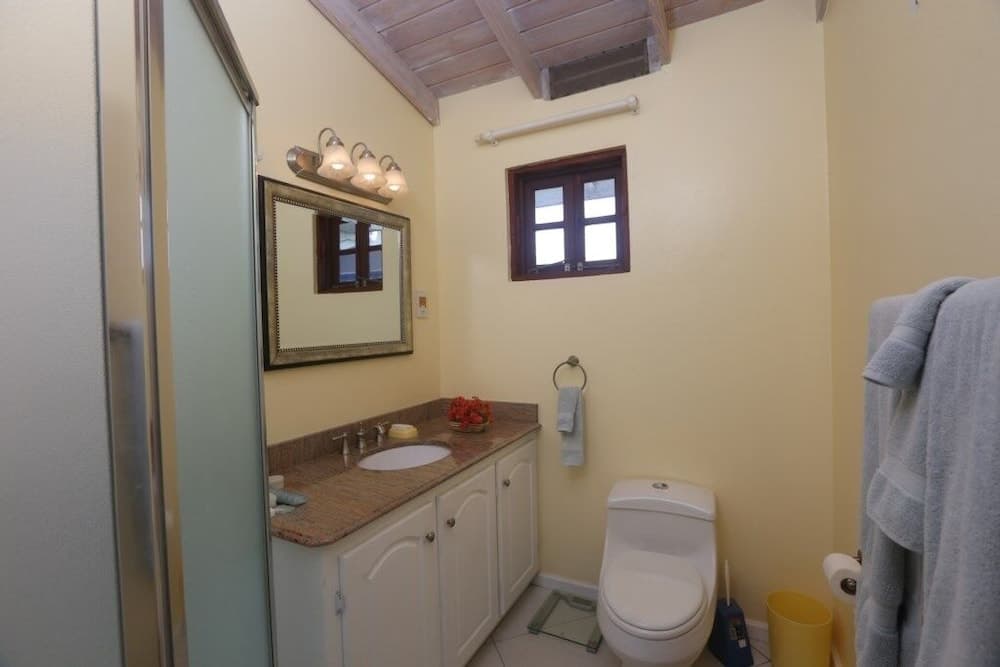 Bella Vista 2 Home by RedAwning photo 5