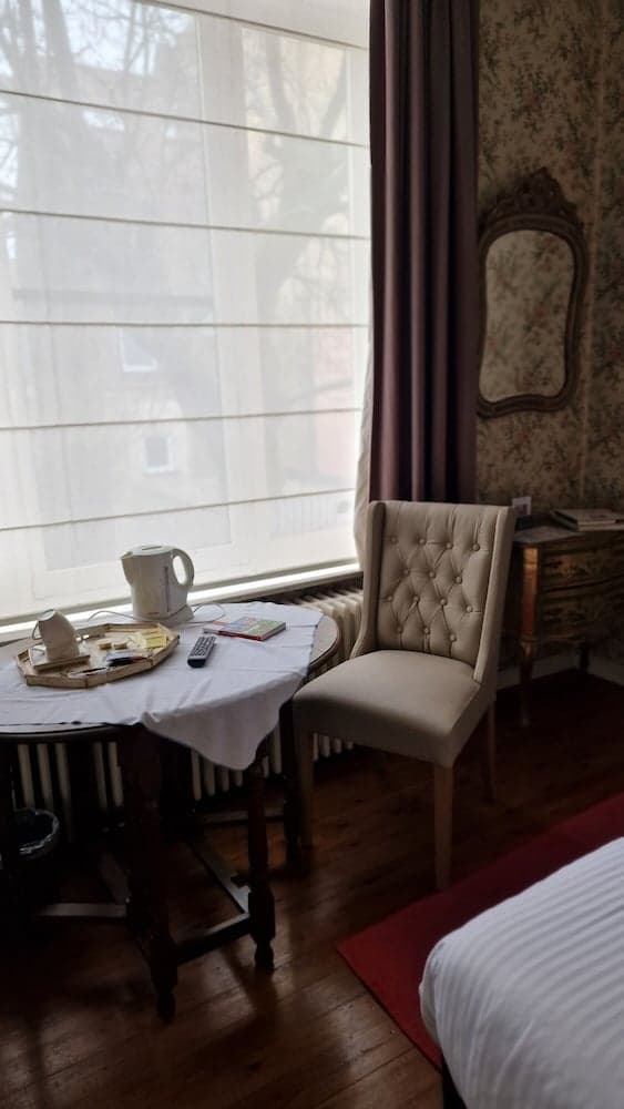 Fine Fleur Bed & Breakfast photo 4