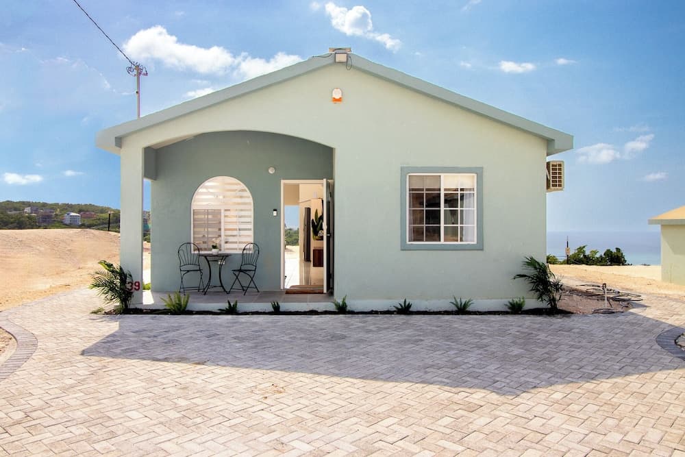 Sunset at ArecaHomes~ Beach Access~ Pool & Water Park photo 9