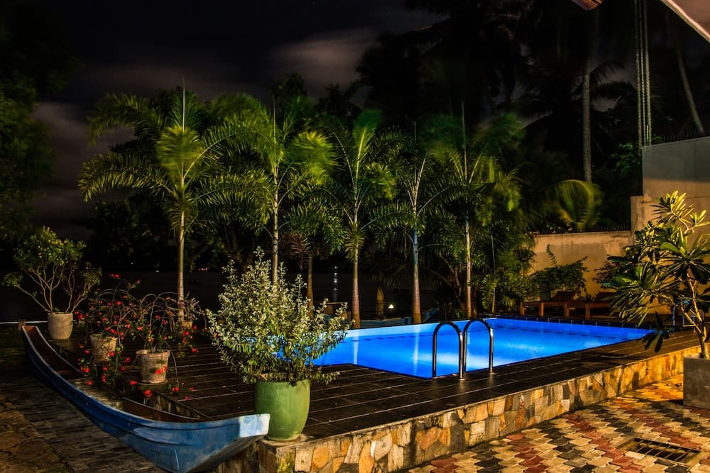 Riverbank Bentota photo 3