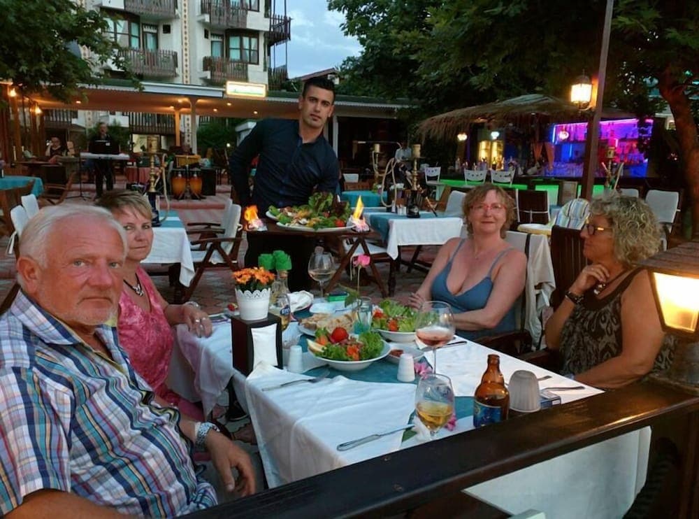 Neptun Hotel photo 8