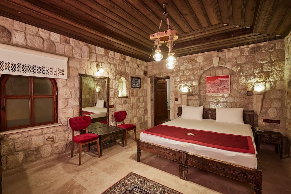 Under Cave Hotel photo 7