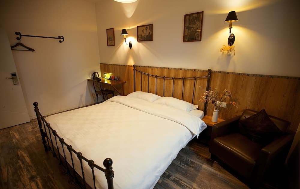 bedroom
