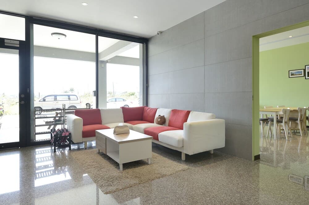 GOODHOUSE photo 2
