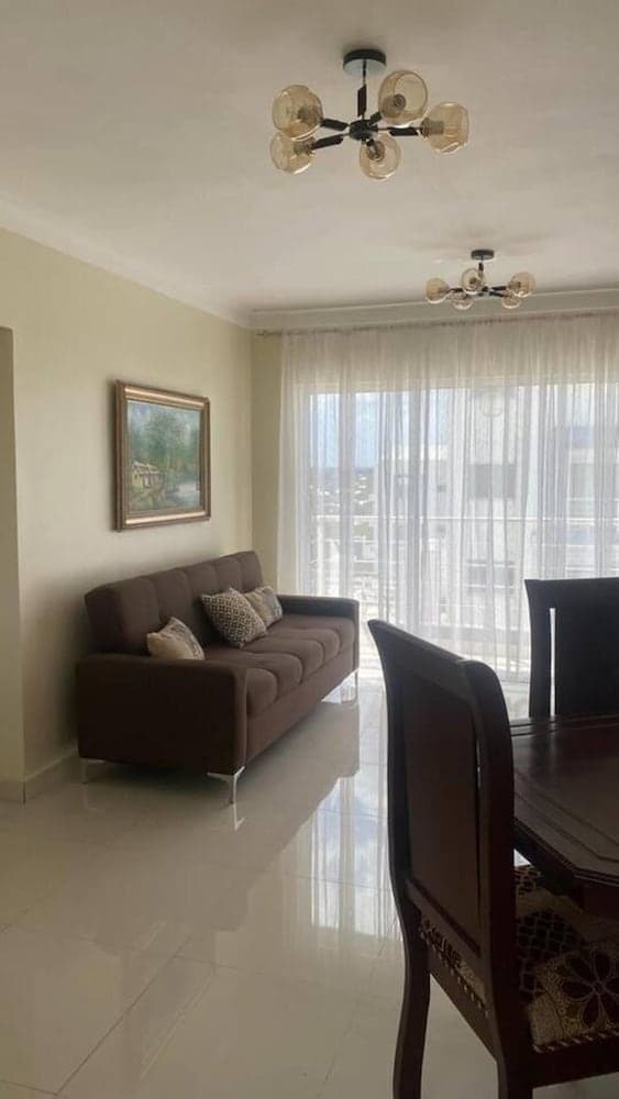 Remarkable 3-bed Apartment in Santo Domingo photo 9