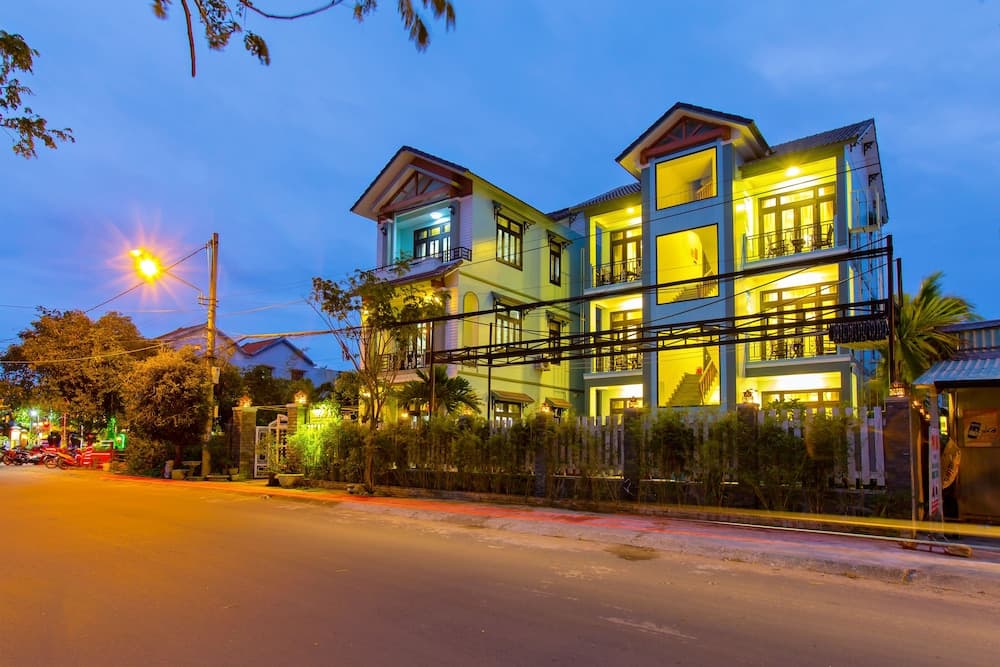 Magnolia Garden Villa photo 2