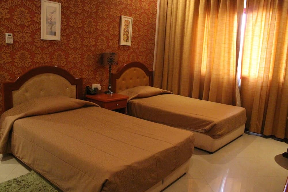 Riviera Hotel photo 3