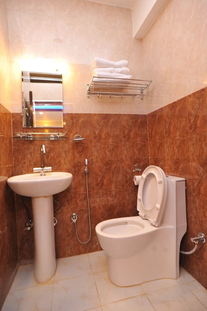 Hotel Aarati photo 9