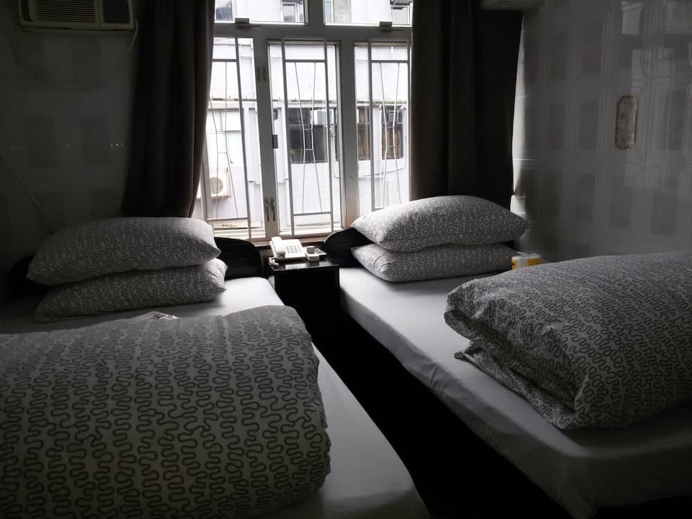 Tom's Guest House photo 6