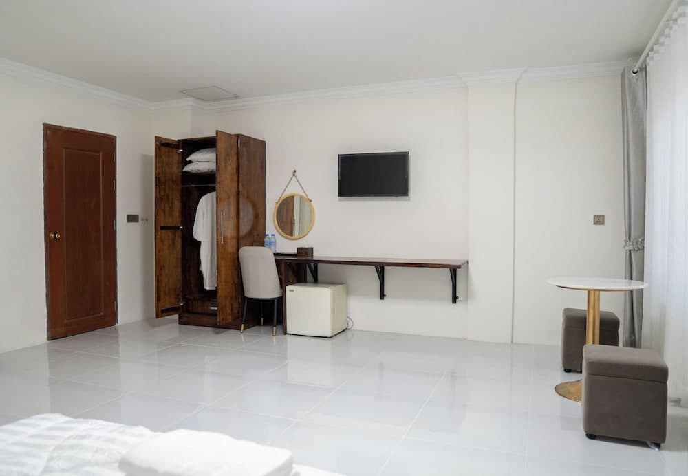 Empire House Phnom Penh photo 5