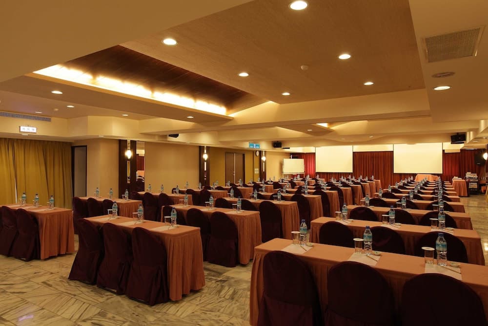 Resort One Hotel photo 3