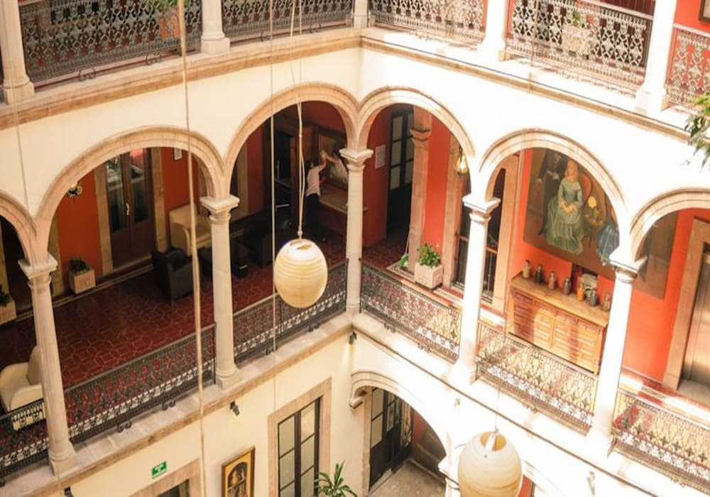 Hotel Misión Catedral Morelia photo 8