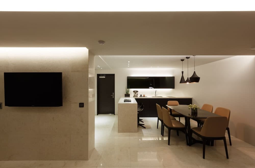 H Hotel Seocho photo 6