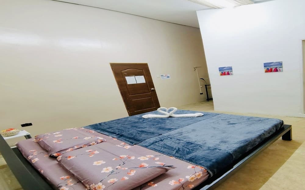 Big Paul Hostel - Adults Only photo 2