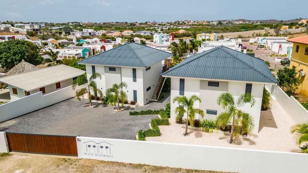 Willemstad - Mini Resort - 2 Beds - Pool - Garden photo 5