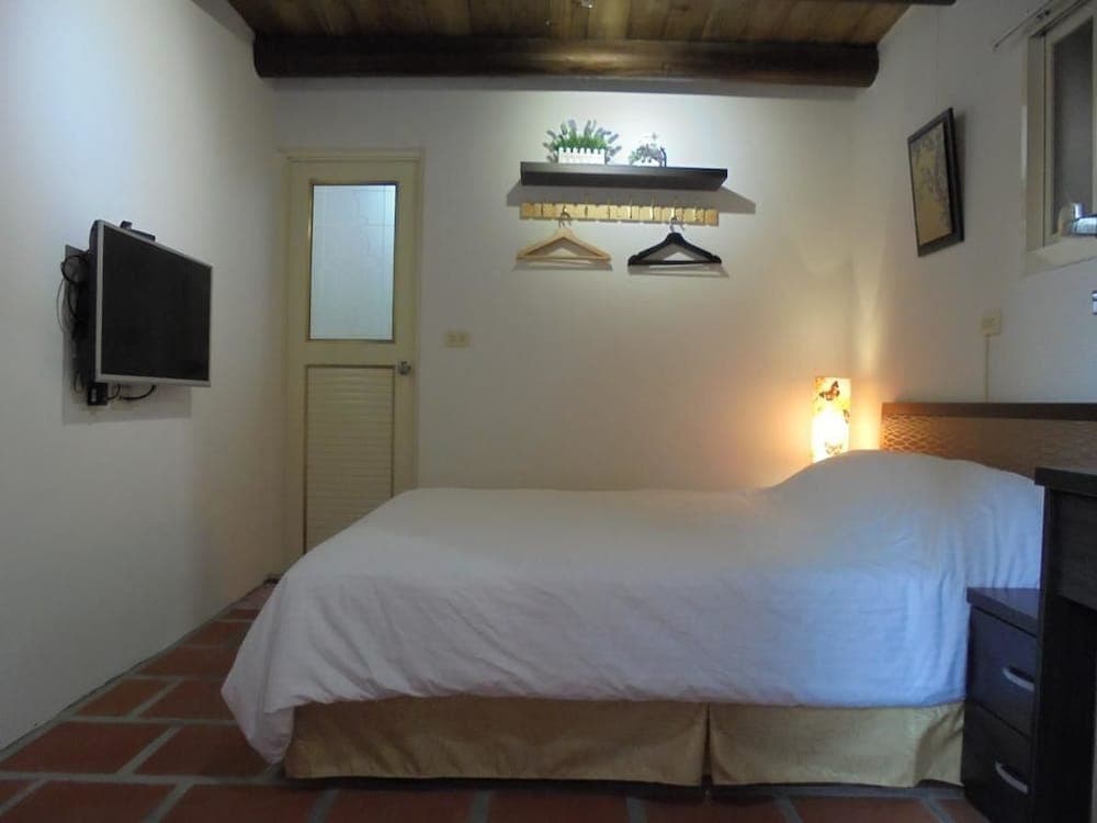 Antique Courtyard B&B photo 8
