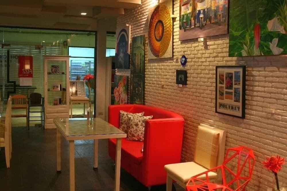 lounge