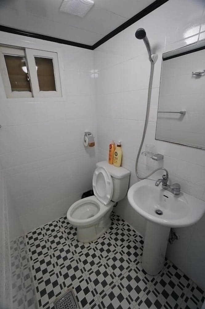 710 Guest house Yellow photo 7